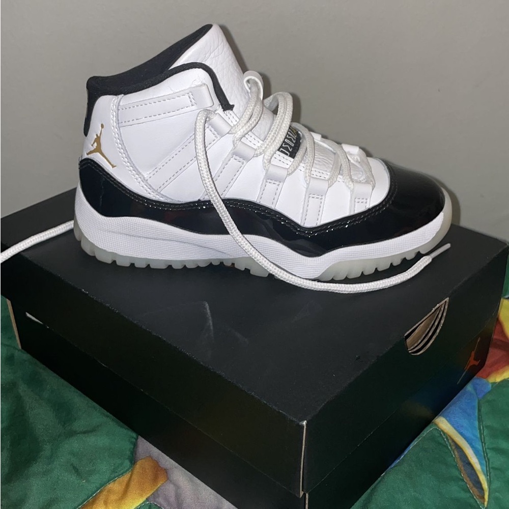 Air Jordan 11 Retro PS